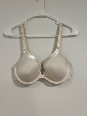 Vanity Fair Smooth Contour Bra - Cream